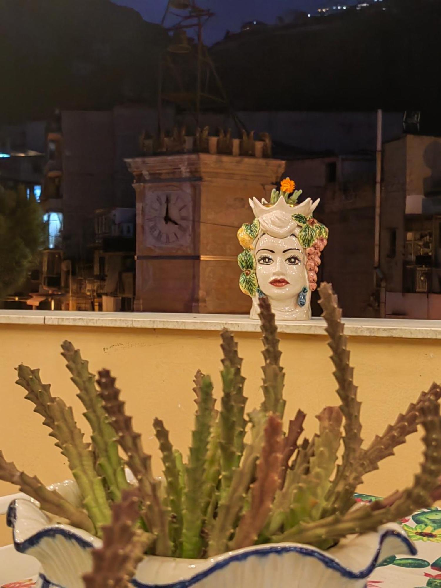 In Piazza Casavacanze Palermo Exterior foto